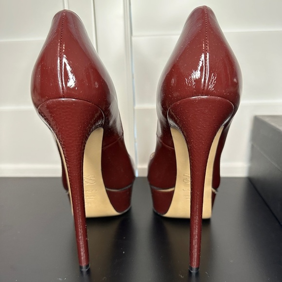 Casadei | Patent-Leather Platform Pump | Color is Wine - Picture 2 of 7